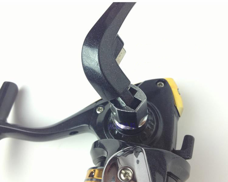 9BB 5.5:1 Spinning Reel LJ4000